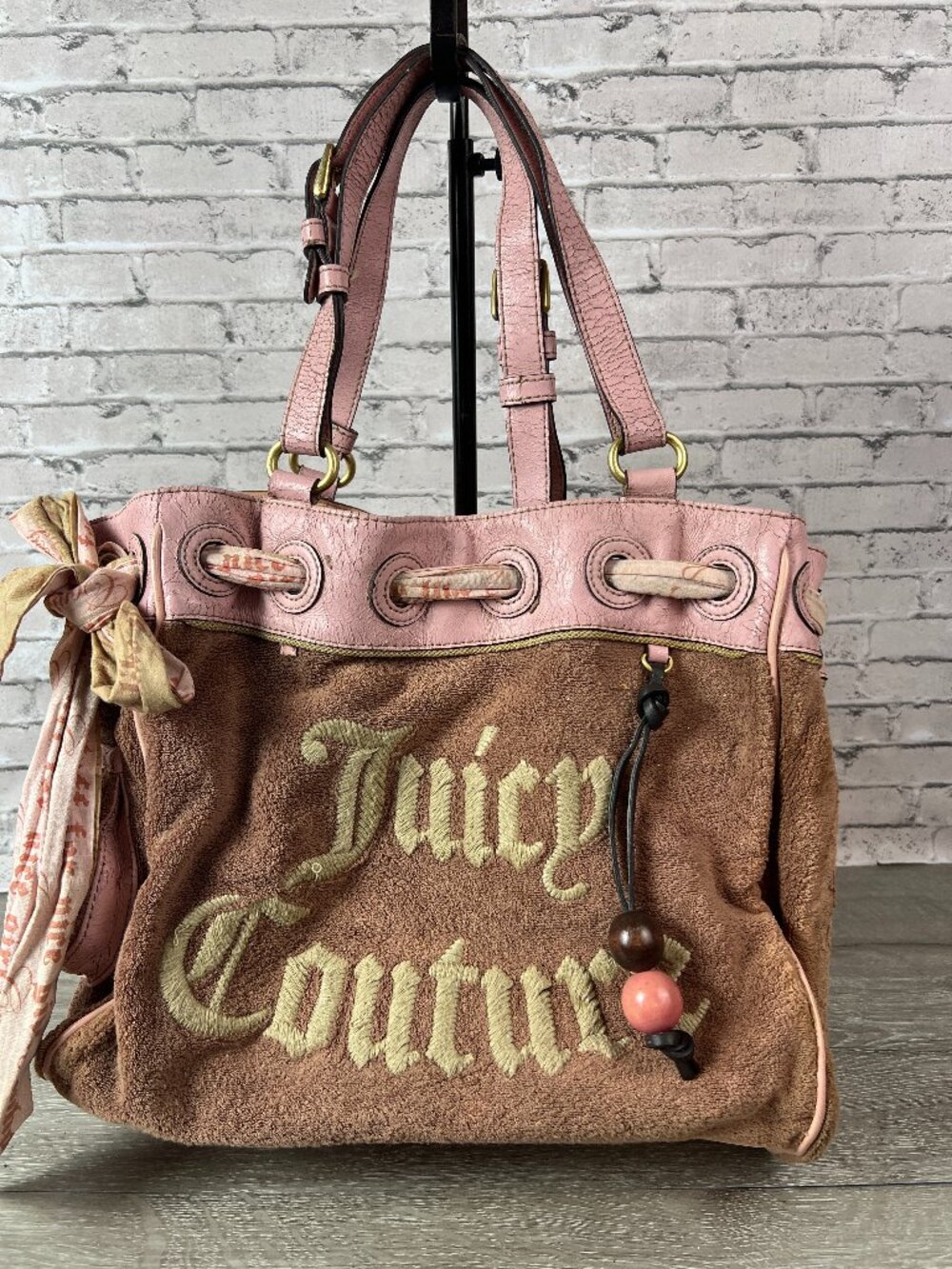 Rare Y2k Vintage Pink and Brown Strawberry Fields Juicy Couture Daydreamer